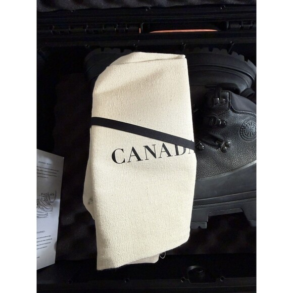 Canada Goose Journey Boots Women Size 9 w/ Collectors Box main image 8